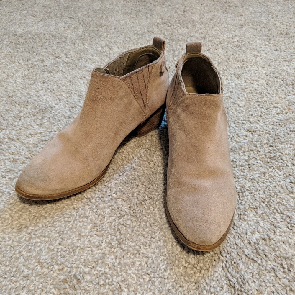 Marc Fisher Tan Ankle Boots Women's Size 9